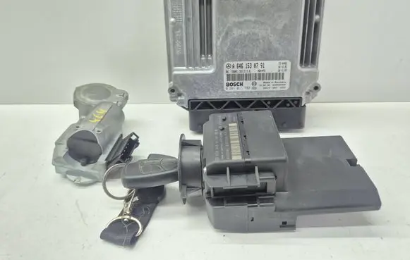 Mercedes-Benz Vito Viano W639 Engine ECU kit and lock set A6461530791 0281011792 6395450108