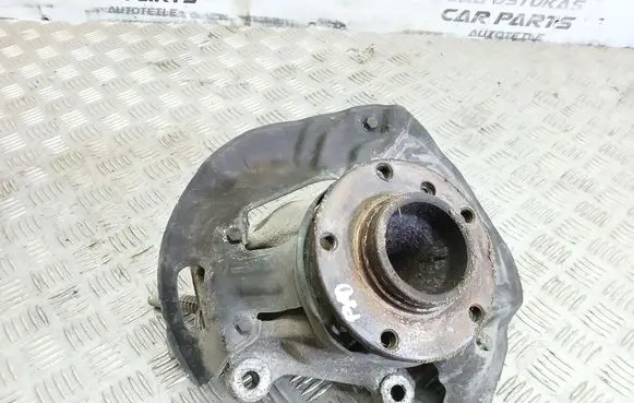 BMW 5 E39 Front wheel hub spindle knuckle