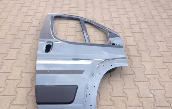 Fiat Ducato Front door