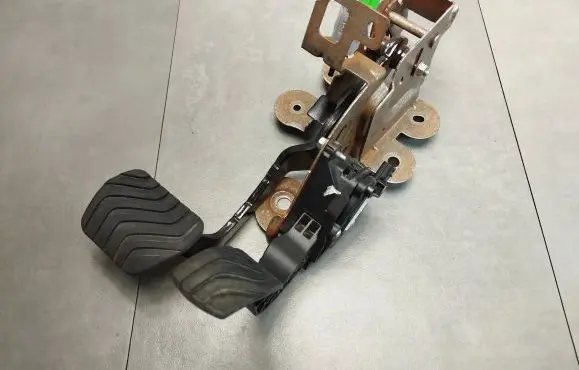 Renault Scenic IV - Grand scenic IV Brake pedal 465011585R 180027890R