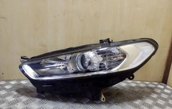 Ford Mondeo MK V Headlight/headlamp DS7313W030BE 89908746 DS7313A005A
