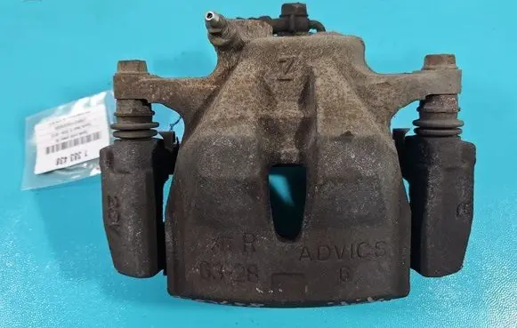 Toyota RAV 4 (XA30) Front brake caliper IMPRK1383438