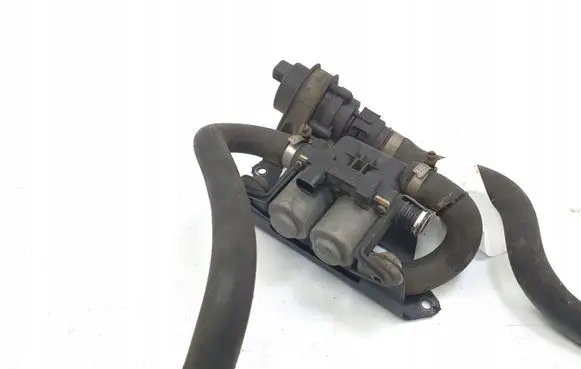 Land Rover Range Rover L322 Water pump