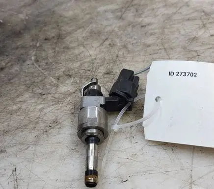 Mazda CX-5 II Fuel injector PYFA13250A