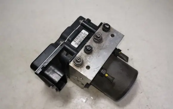 BMW 5 E60 E61 ABS Pump 0265950375 6769703 34516769703