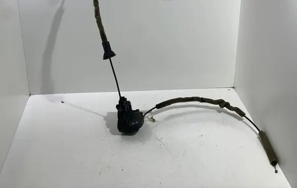 Renault Koleos I Front door lock