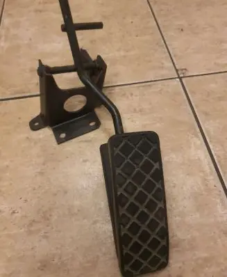 Audi A6 S6 C4 4A Accelerator throttle pedal 4A1721507j