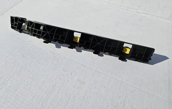 KIA Sportage Rear bumper mounting bracket 86614F1000