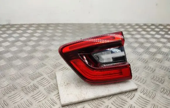 Renault Kadjar Tailgate rear/tail lights 265508898R