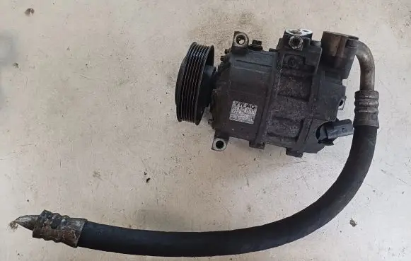 Volkswagen Jetta V Air conditioning (A/C) compressor (pump) 1K0820803N