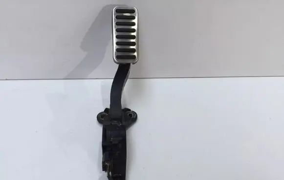 KIA Ceed Accelerator throttle pedal