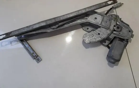 Rover 414 - 416 - 420 Sliding door window regulator with motor st3rr100362