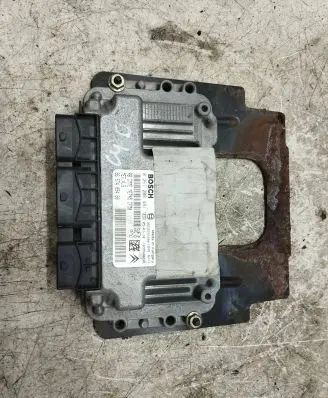 Citroen C4 I Engine control unit/module 9657489480 9652552380 0261208491