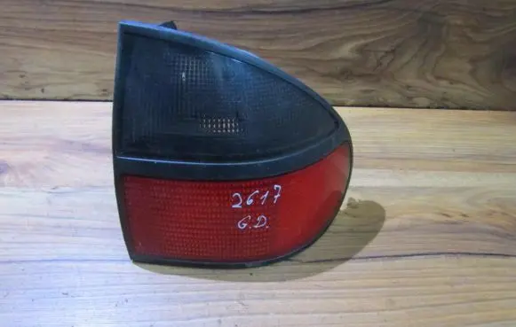 Renault Laguna I Rear/tail lights