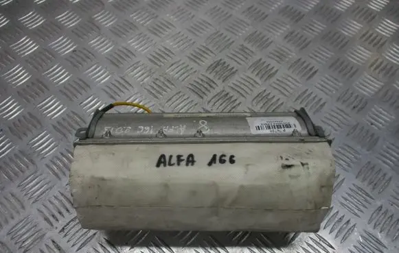 Alfa Romeo 166 Steering wheel airbag