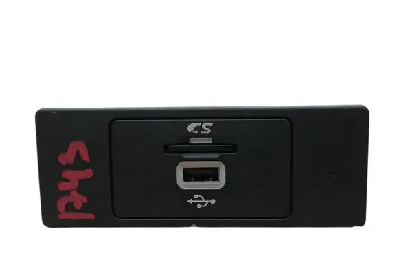Ford Mondeo MK V USB socket connector GC3T14F014AB