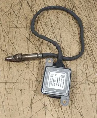 Mercedes-Benz E W213 Lambda probe sensor A0009050108