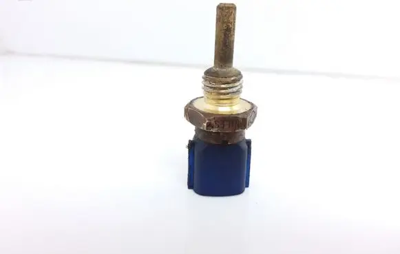 Nissan X-Trail T30 Coolant temperature sensor 5302