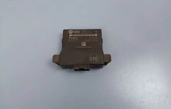 Volkswagen Golf V Gateway control module 1K0907530C 1K0907951
