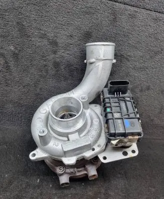 Audi A6 S6 C6 4F Turbo GTB1756VK 059145721D
