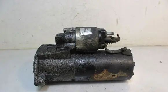 Volkswagen PASSAT B5.5 Starter motor 2339303222