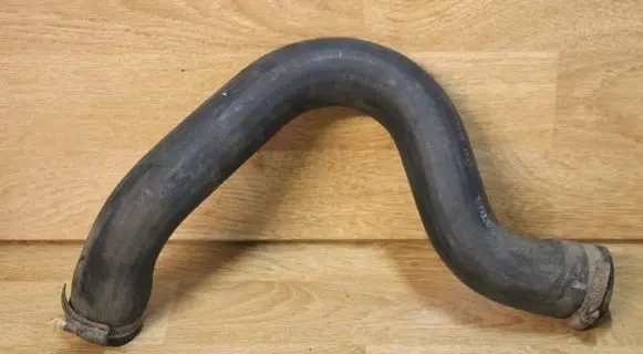 Volvo V70 Engine coolant pipe/hose 08671393