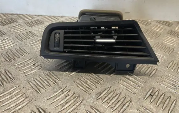 BMW 5 F10 F11 Dashboard side air vent grill/cover trim 9166887 9166893
