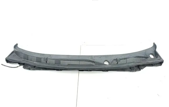 Nissan Rogue Wiper trim 668626MA0A