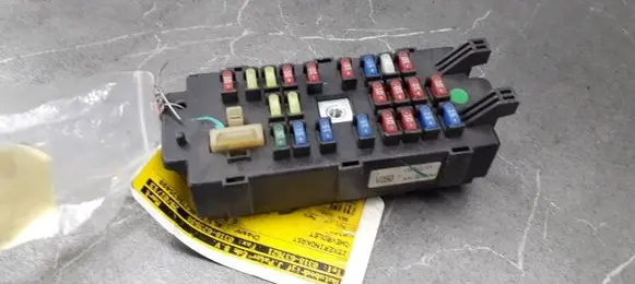 Chevrolet Epica Fuse box set 06327d