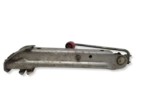 Volkswagen Golf III Lift Jack 811011031