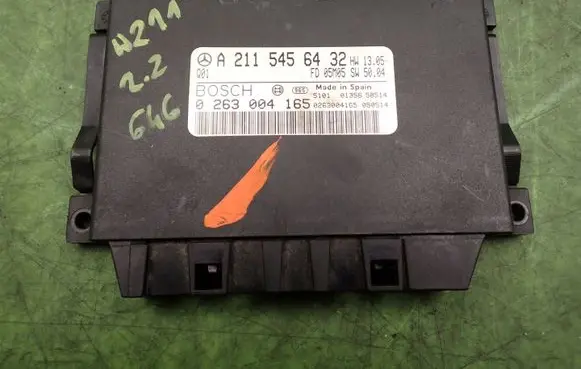Mercedes-Benz E W211 Parking PDC control unit/module A2115456432