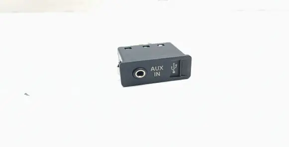 BMW X5 E70 AUX in-socket connector 9129652 61319129652