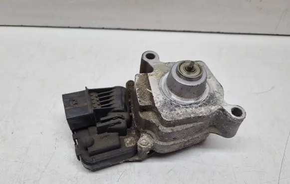 BMW 5 F10 F11 Gearbox-reducer motor 7643761 27607643761