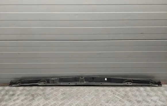 Chrysler Pacifica Wiper trim 68228473AB