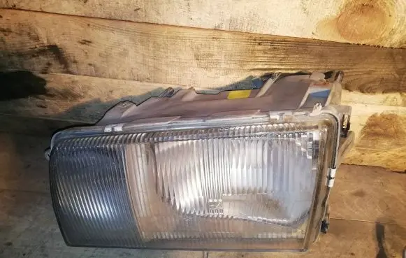 Mercedes-Benz S W126 Headlight/headlamp 1B0837906A