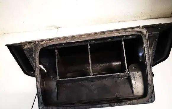 Air intake duct part