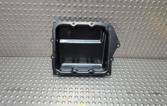 Chrysler Pacifica Gearbox sump 5078556AA