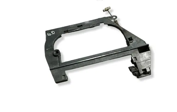BMW 5 E39 Rear door exterior handle/bracket 51228236646