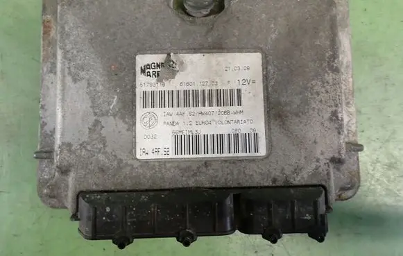 Fiat Panda II Engine control unit/module ECU 51793116IAW4AF.S2