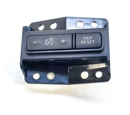 Nissan Qashqai Other switches/knobs/shifts 70424C