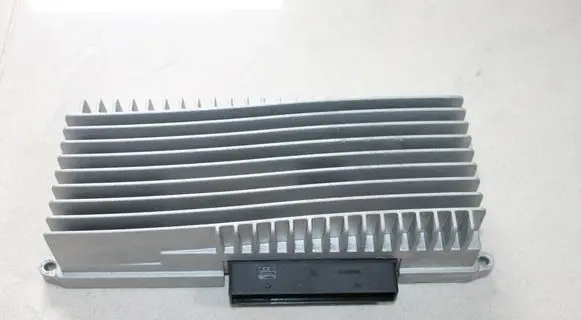 Audi Q5 SQ5 Sound amplifier 8R0035223