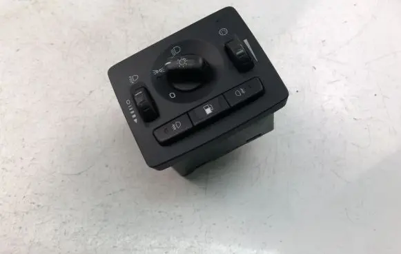 Volvo V50 Light switch 30739300
