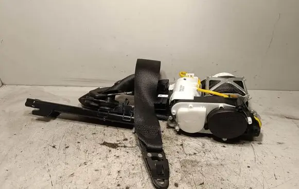 Mercedes-Benz E W213 Front seatbelt 34175226