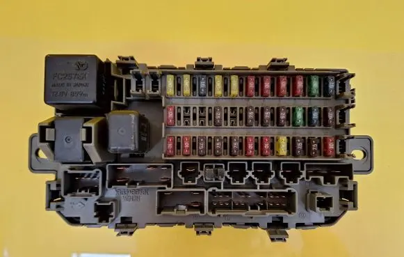Honda CR-V Fuse box set 38600-S04-G1