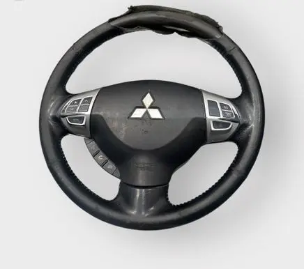 Mitsubishi Outlander Steering wheel