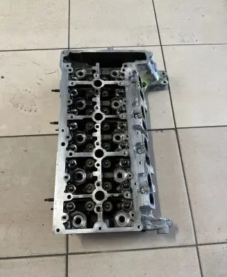 BMW 5 F10 F11 Engine head 11128513709 8513709