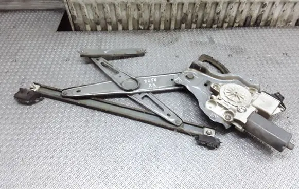 Toyota Corolla E120 E130 Front door window regulator with motor 992046100