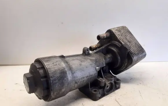 Audi A3 S3 8P Oil filter cover 045115389C