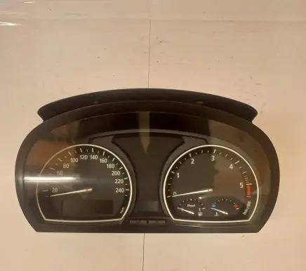 BMW X3 E83 Speedometer (instrument cluster) 102463021 25811510 341312701