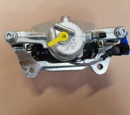 Audi A3 S3 8P Front brake caliper 5Q0615106CA